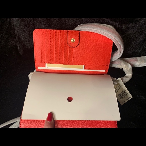 Coral NWT Jet Set travel - Picture 2 of 4